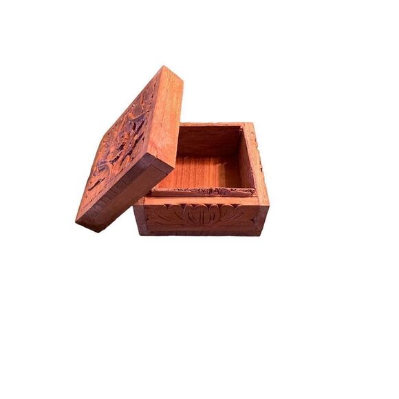 Vintage Wooden Trinket Box  - Picture 6 of 6